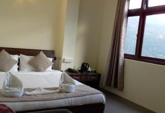 Rufina Cardamom Residency has Balcony rooms