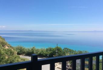 Arellis allows 18 year olds to book a room