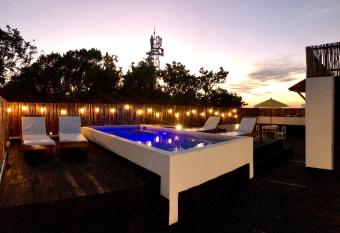 Che Suites Playa Adults Only has Balcony rooms