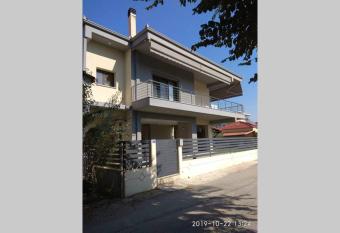 Danais Guesthouse has Balcony rooms