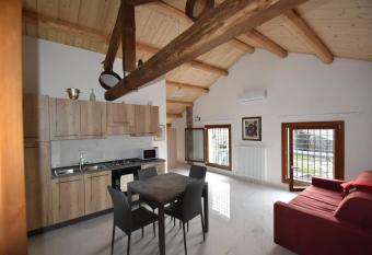 Appartamento IL FIENILE has Balcony rooms