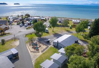 Marahau Beach Camp allows 18 year olds to book a room