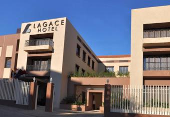 Lagace Hotel has Balcony rooms