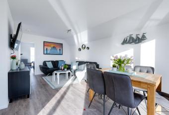 Ostseeskipper allows 18 year olds to book a room