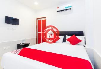 OYO 89656 Melati Hotel Nilai allows 18 year olds to book a room