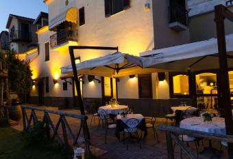 B&B Reale has Balcony rooms