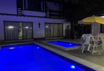 Pousada Fazendinha Unamar allows 18 year olds to book a room