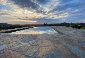 Suites Nativo - Beautiful Vineyard & Valley View has Balcony rooms