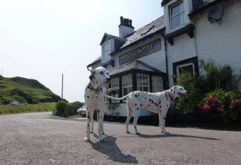Argyll Hotel allows 18 year olds to book a room