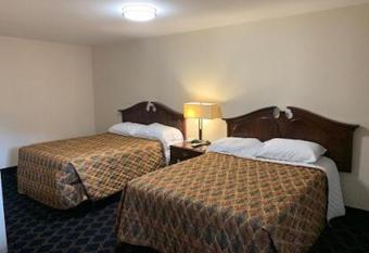 Bing's Motel has Smoking rooms