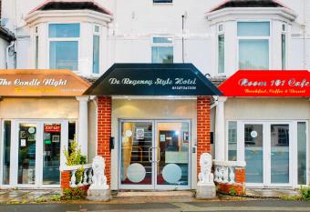 De Regency Style Hotel allows 18 year olds to book a room