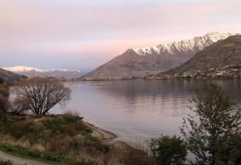 Residence du Lac has Balcony rooms
