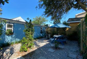 Creole Apartment has Balcony rooms
