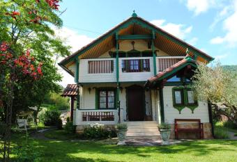 4 bedrooms chalet with enclosed garden and wifi at Sabando has Balcony rooms