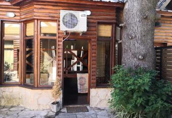 Depto Boutique LA ALDEITA allows 18 year olds to book a room