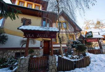 Wellness Vila Astra has Balcony rooms