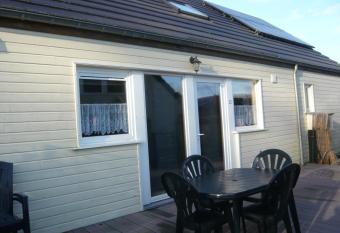 Bungalow has Balcony rooms