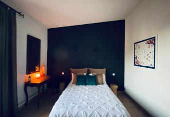 Auberge de la Tour allows 18 year olds to book a room