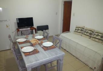 Departamento los sunchos allows 18 year olds to book a room