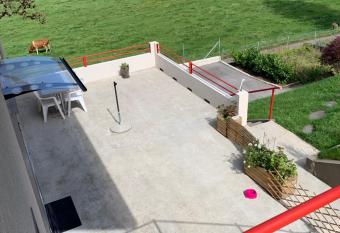 La Maisonnette has Balcony rooms