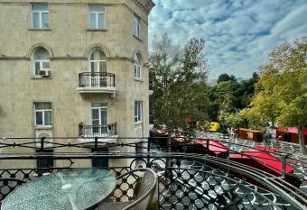 Nizami Hotel has Balcony rooms