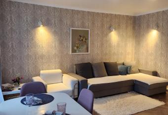 Charme apartment allows 18 year olds to book a room