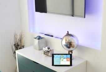 Luxury Studio Apartment IN Downtown! 25 allows 18 year olds to book a room