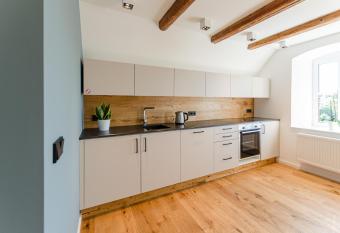 Ferienwohnung Leisnig allows 18 year olds to book a room