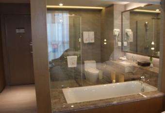 GreenTree Eastern Shaoxing Keqiao Jindizizaicheng Hotel allows 18 year olds to book a room