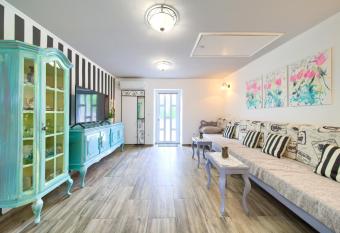 Retro Apartment has Balcony rooms