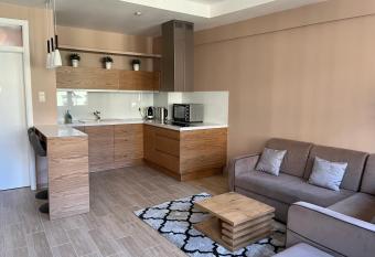 City Center Apartment has Balcony rooms