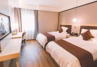 GYA Shanghai Jiangpu Hotel allows 18 year olds to book a room