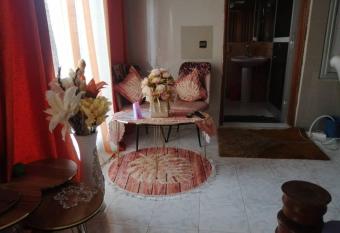 Bienvenue CHEZ VOUS has Balcony rooms