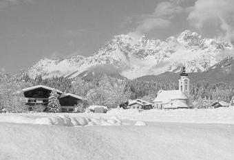 APARTMENTS Pension Foidl has Balcony rooms
