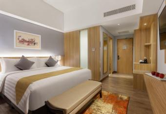 ASTON Gresik Hotel & Conference Center allows 18 year olds to book a room