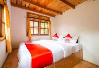 OYO 2278 Cikidang Hunting Resort allows 18 year olds to book a room