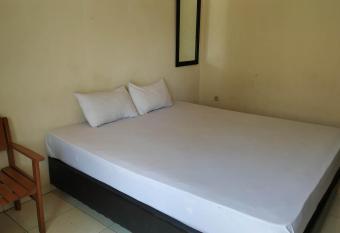 OYO 2293 Lulu Homestay allows 18 year olds to book a room