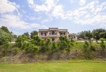 Xristina has Balcony rooms