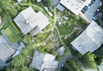 Les Fermes de Marie has rooms with a private hot tub