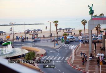 Miami Beach Hotel Tel Aviv allows 18 year olds to book a room