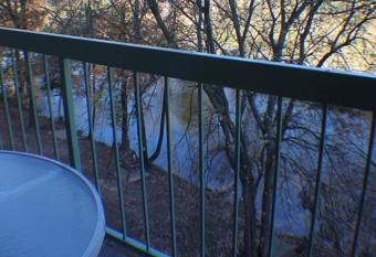 River Place Condos Riverside #309 1BD has rooms with a private hot tub
