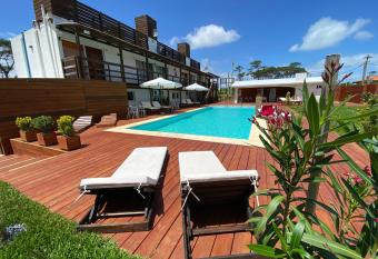 Hotel CHIHUAHUA MANDALA BEACH allows 18 year olds to book a room