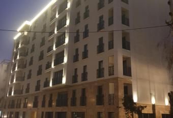 Luxury Spa Suite has rooms with a private hot tub