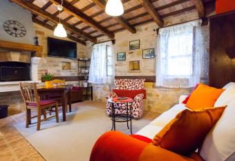 Sun Garden Premium Apartments has Balcony rooms