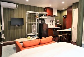       104 wifi                         2                      8    allows 18 year olds to book a room