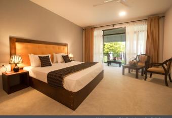 Palm Beach Inn & Sea Shells Cabanas has Balcony rooms