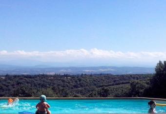 Chambres d h  tes vue panoramique proche de Carcassonne allows 18 year olds to book a room