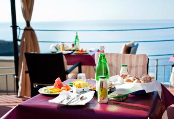 Hotel Villa Iulia has Balcony rooms