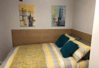 228 Cinderhill Road allows 18 year olds to book a room