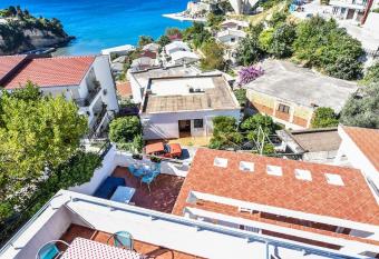 Bonita has Balcony rooms